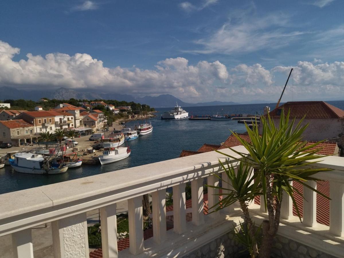 Apartments Maja I Mate Sućuraj Екстериор снимка
