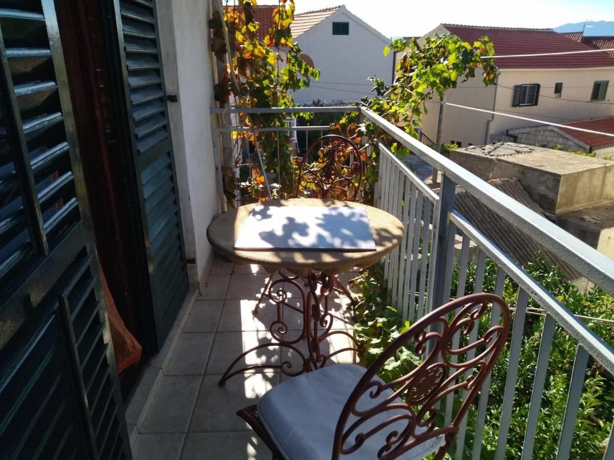 Apartments Maja I Mate Sućuraj Екстериор снимка