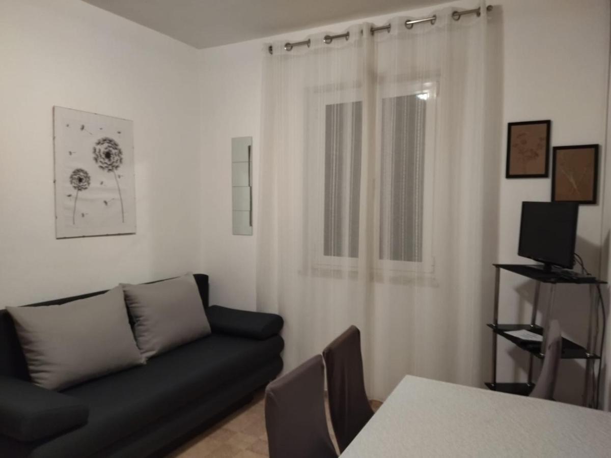 Apartments Maja I Mate Sućuraj Екстериор снимка